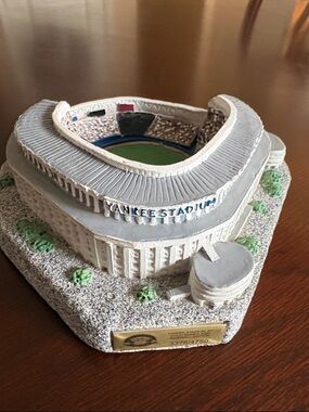 Yankee Stadium Gold Series stadium replica